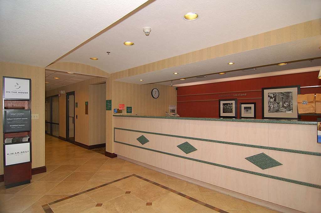 Hampton Inn Lakeland Beltér fotó